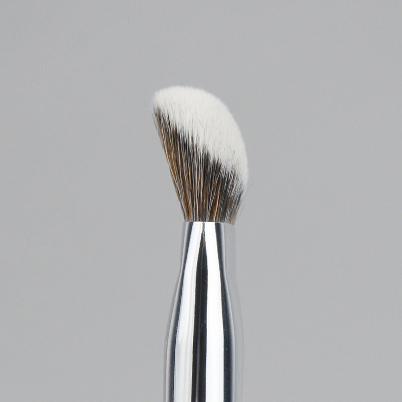 Women's Fashion Slope-shaped Makeup Brush