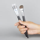 Switch Women&#39;s Fashion Slope-shaped Makeup Brush 1 image